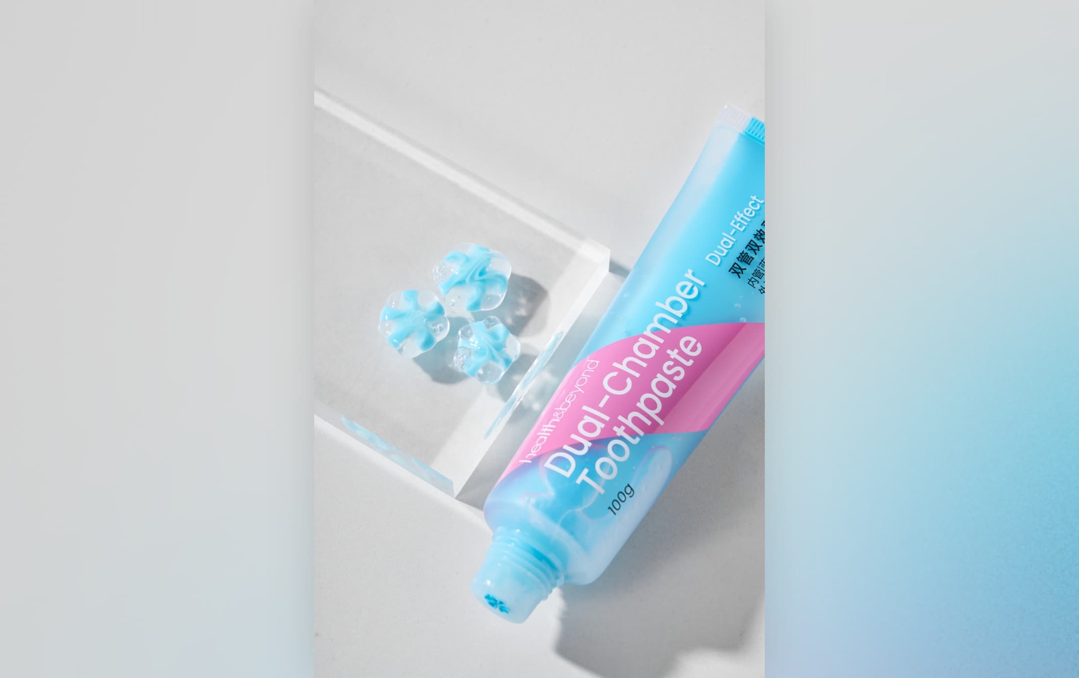 Dual-chamber dual-action toothpaste, a new oral care experience Dual-chamber dual-action toothpaste, a new oral care experience